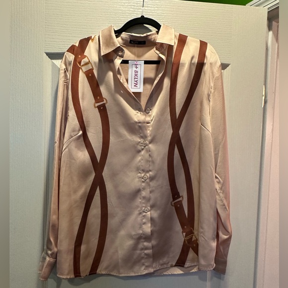 MOTR Tops - MOTR Womens Long Sleeve Plus Size Equestrian Theme Button Down Shirt